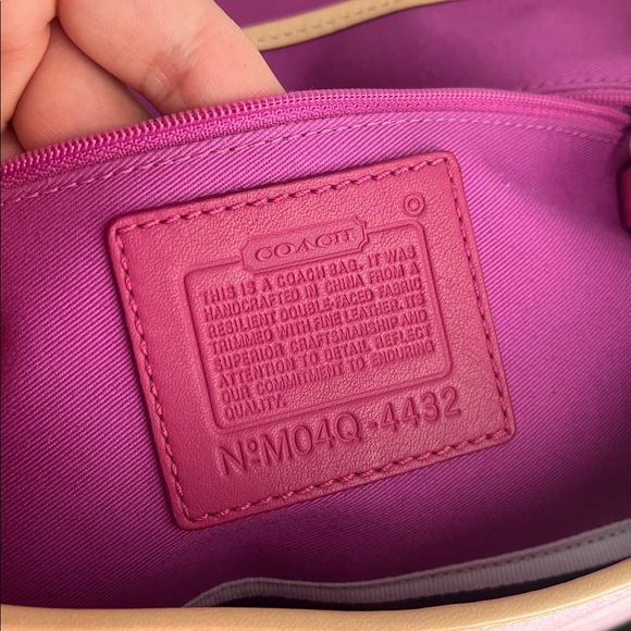 Coach Pink SoHo Handbag - Picture 13 of 17